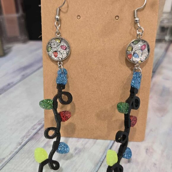 Glitter Christmas Lights Resin Earrings with Color Street Cabochons - Picture 4 of 8